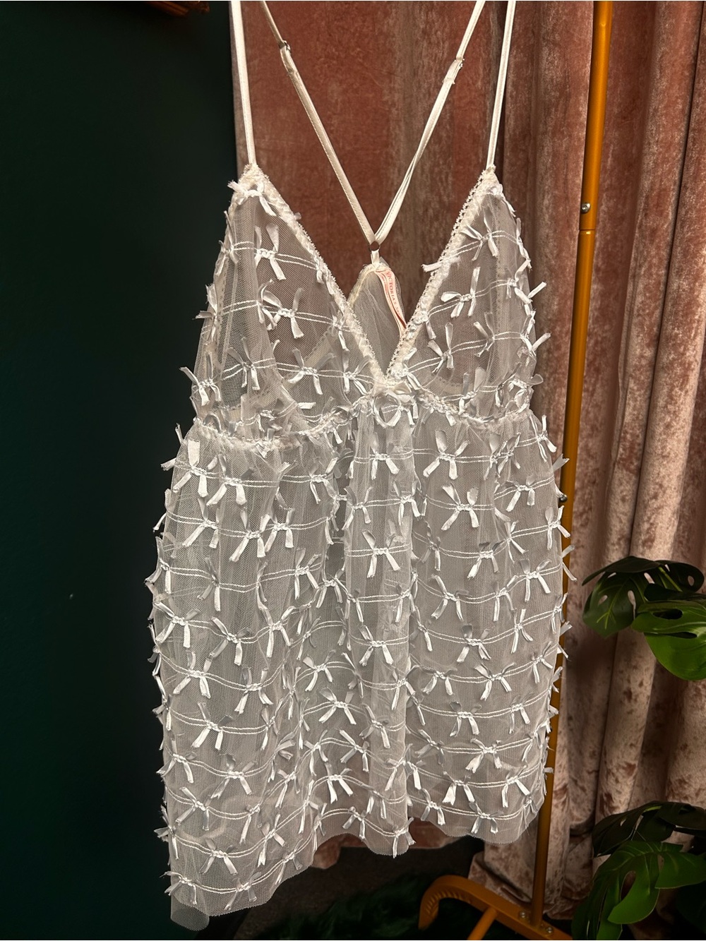 Victoria's Secret White Mesh Bow-Accent Slip